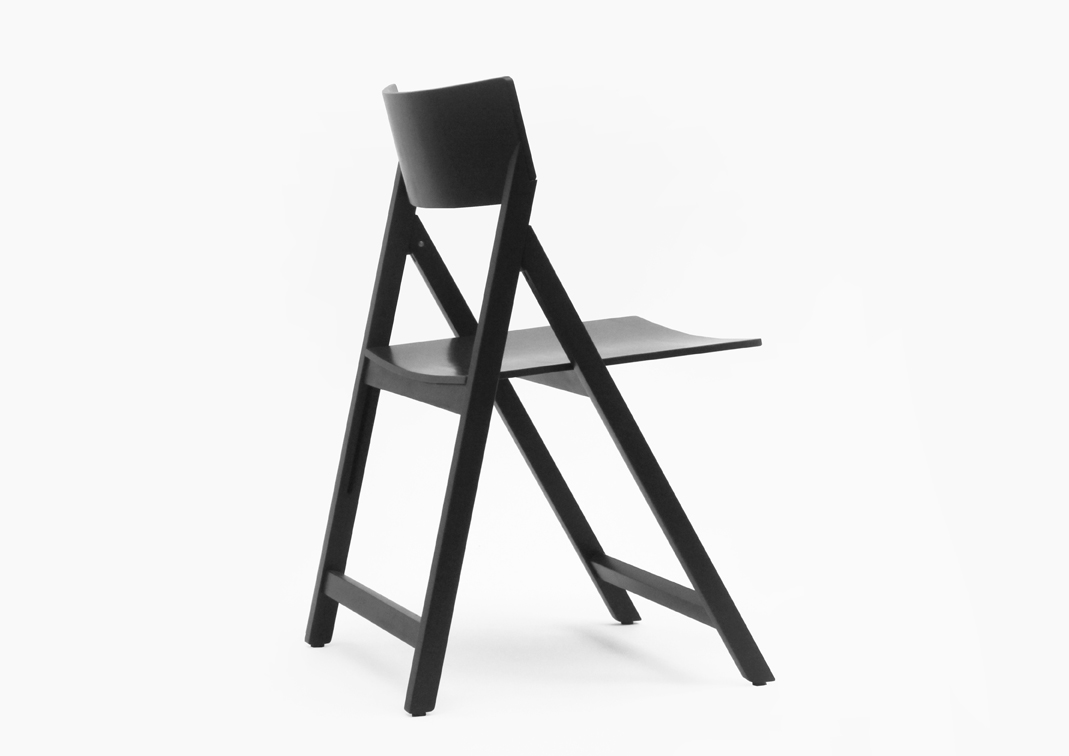 Akira folding chair - Alexander Gufler